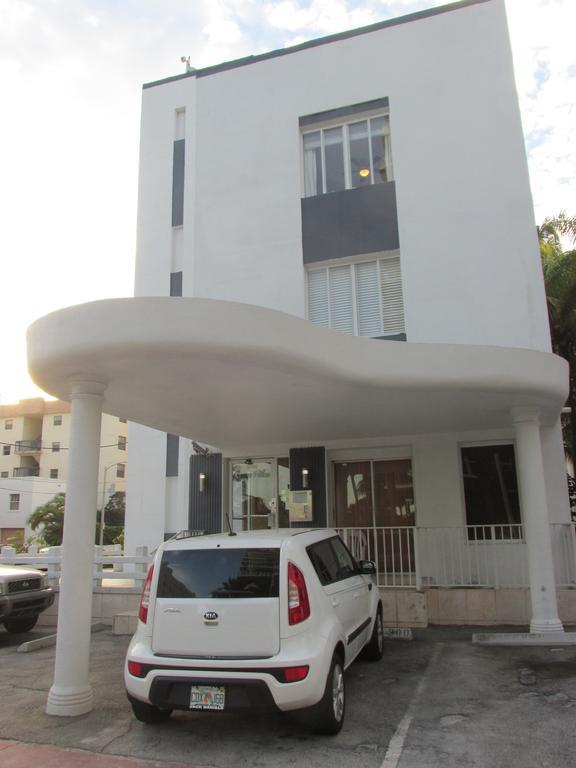 דירות מיאמי ביץ' Ocean Breeze מראה חיצוני תמונה
